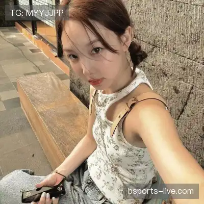 郦蔚